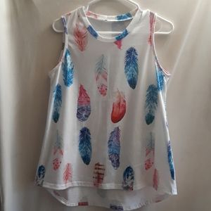 White sleeveless shirt with colorful feathers